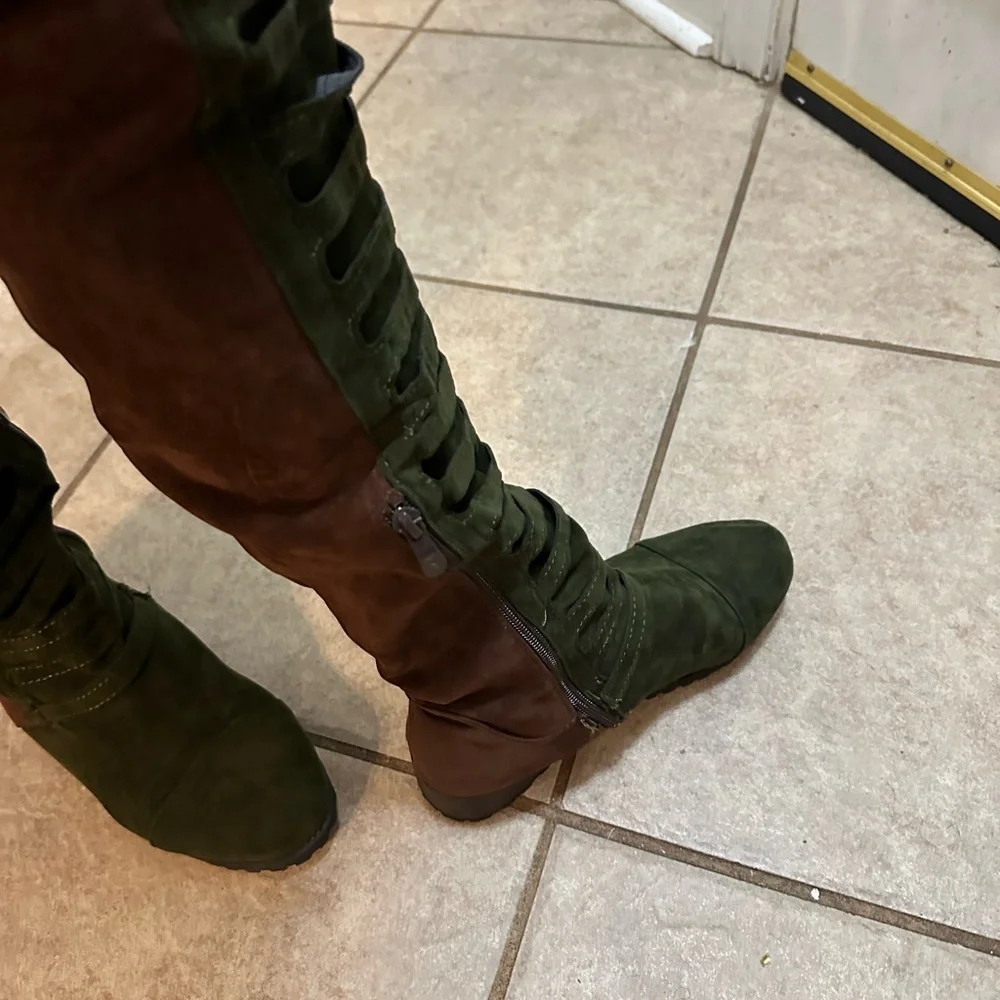 Stylish Green and Brown Women's Boots